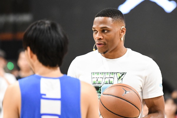 NBA star Russell Westbrook of Oklahoma City Thunder attends a fan meeting event during his China tour in Shanghai, China, 9 August 2018.